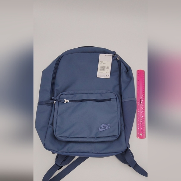 Nike backpack - Picture 2 of 3